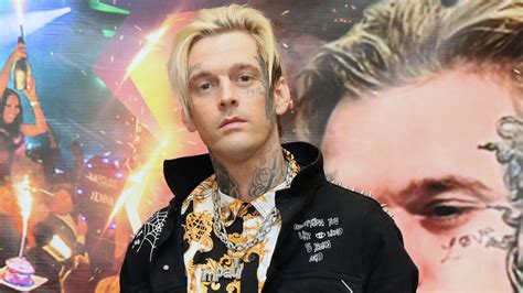 Aaron Carter Talks Going Nude in Las Vegas Show Naked Boys。